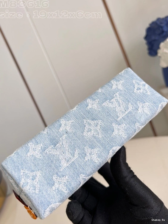 Cosmétique Pochette PM Louis Vuitton 0709